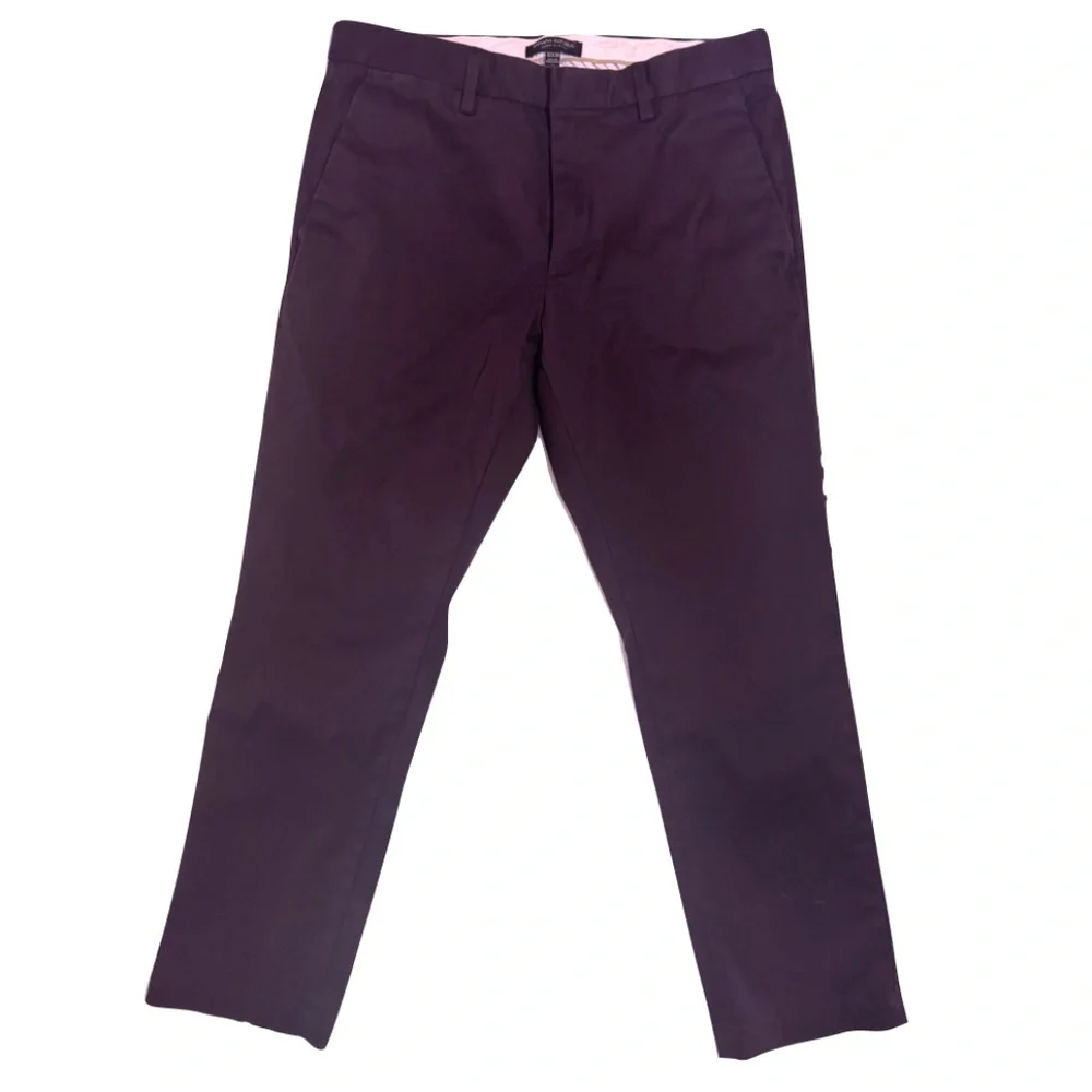 Banana Republic Aiden Slim Fit Men's Chinos in Plumb Size 32x30